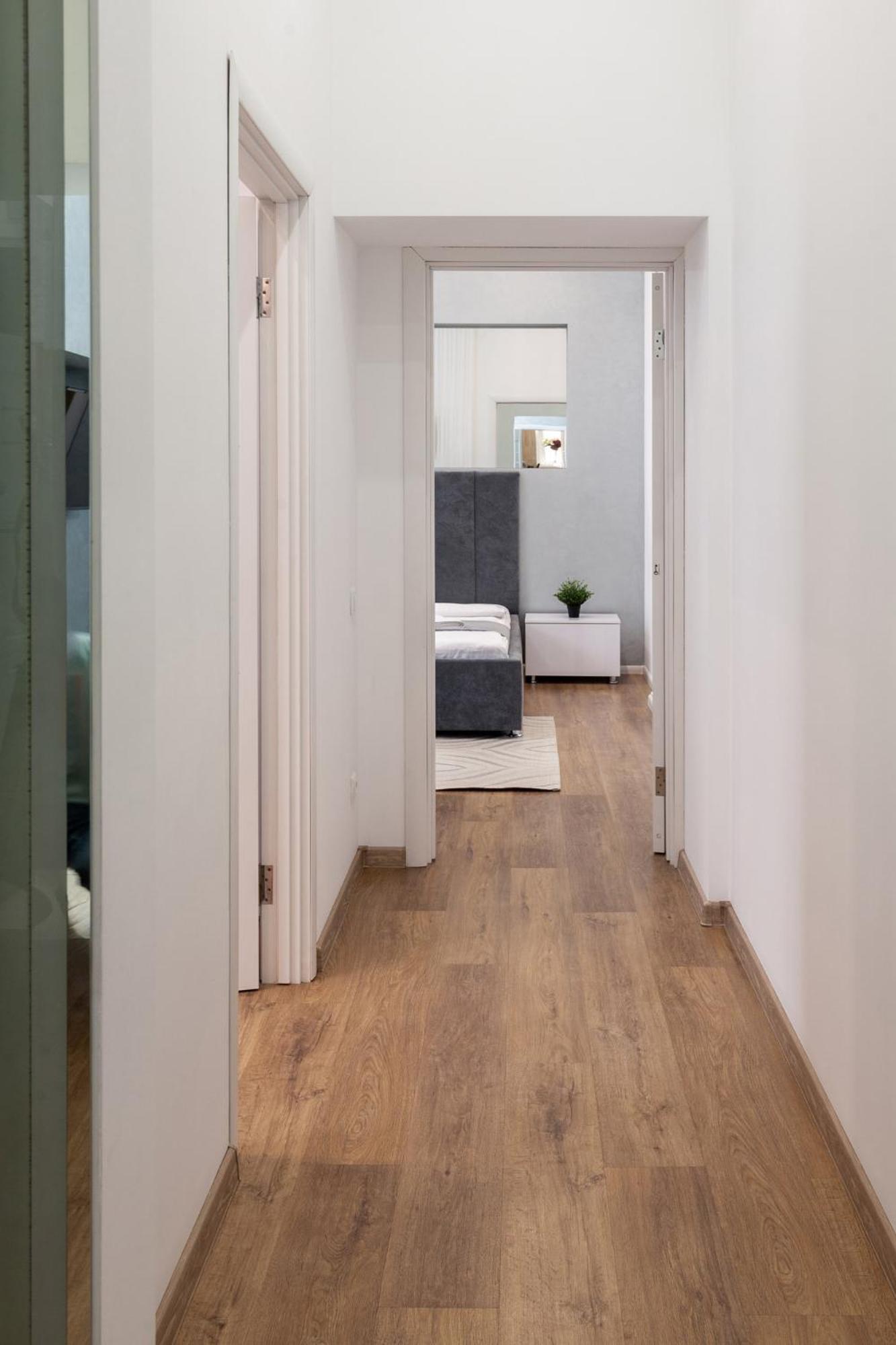Royal Apartment On Franka 28 Lviv Dış mekan fotoğraf