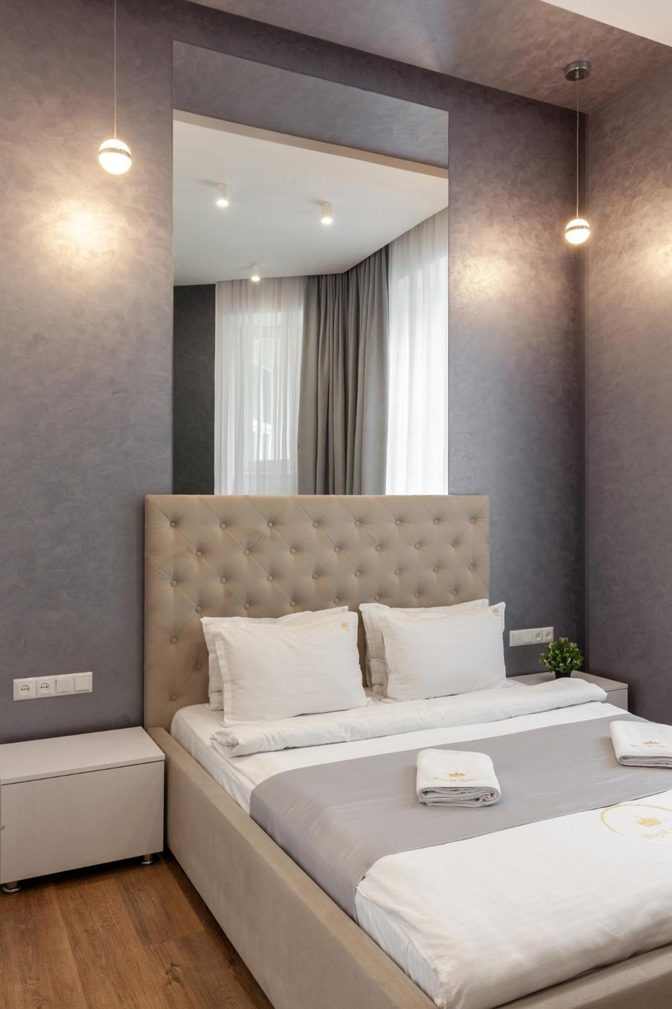 Royal Apartment On Franka 28 Lviv Dış mekan fotoğraf