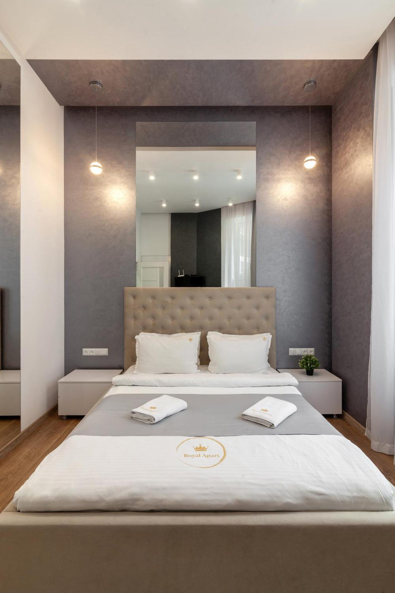 Royal Apartment On Franka 28 Lviv Dış mekan fotoğraf